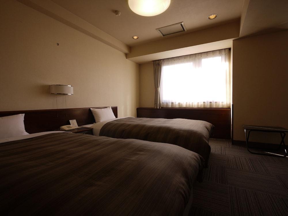 Hotel Route-Inn Dai-Ni Nagano Dış mekan fotoğraf